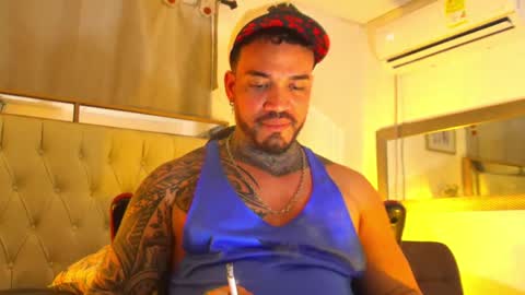 angellatino0 online show from 12-25-24, 09:02