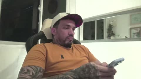 angellatino0 online show from 01-03-25, 03:16