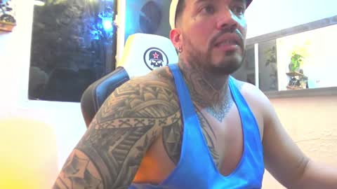 angellatino0 online show from 01-08-25, 06:52