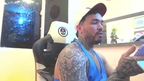 angellatino0 online show from 01-15-25, 03:00