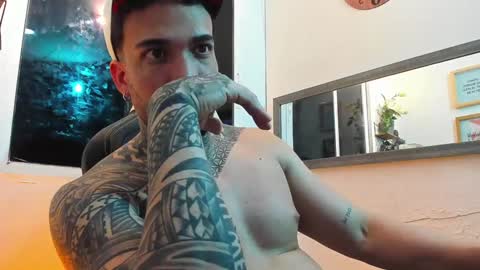 angellatino0 online show from 01-21-25, 04:21