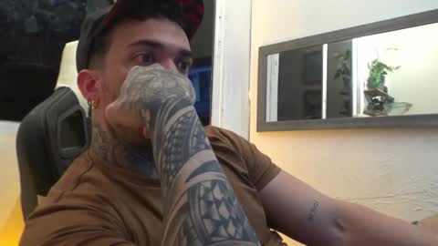 angellatino0 online show from 01-27-25, 08:40