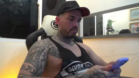 angellatino0 online show from 01-28-25, 07:22
