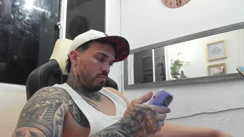 angellatino0 online show from 02-12-25, 04:33