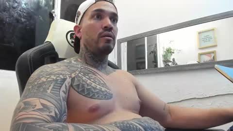 angellatino0 online show from 02-13-25, 07:03