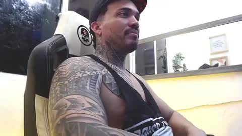 angellatino0 online show from 02-18-25, 08:59