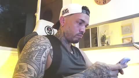 angellatino0 online show from 02-23-25, 08:39