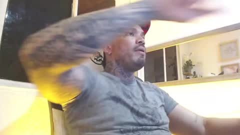 angellatino0 online show from 02-24-25, 06:05
