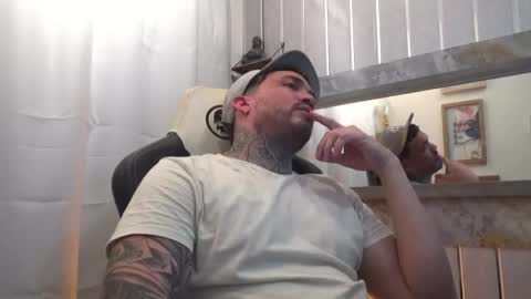 angellatino0 online show from 10-16-25, 07:09