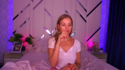 angelleyess online show from 10-07-25, 03:09