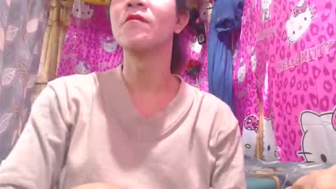 Snapshot of angelofcumts chatting on 02-12-26, 12:27 angelofcumts online show from 02-12-26, 12:27