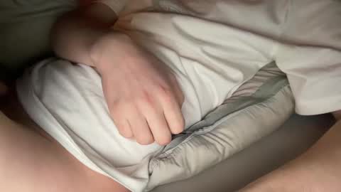 Snapshot of angelow2000 chatting on 02-23-25, 03:45 Angelow online show from 02-23-25, 03:45