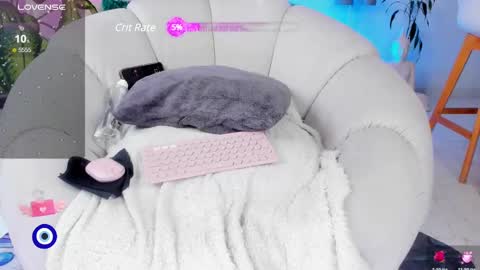 Angel online show from 03-11-25, 05:02