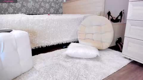 Michelle online show from 03-12-25, 04:51