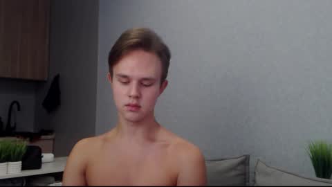 Angel online show from 10-05-25, 07:39