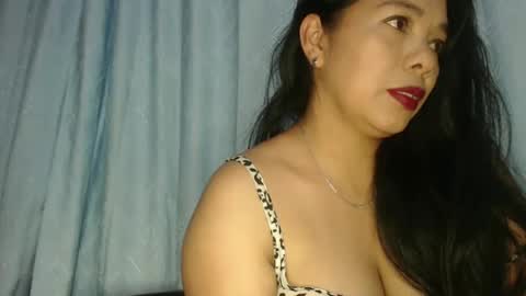 rebeca online show from 03-01-25, 01:00