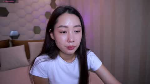 angelshy_ online show from 09-10-25, 06:46