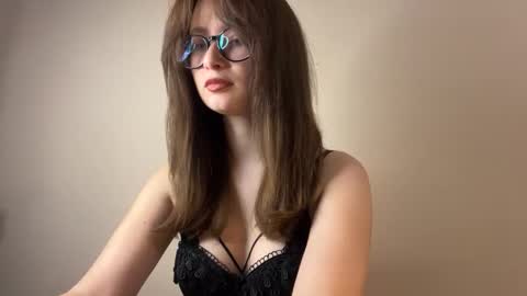 Lisa online show from 11-07-25, 01:11