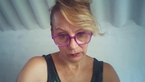 Snapshot of angelycute476334 chatting on 02-19-26, 07:21 angelycute476334 online show from 02-19-26, 07:21