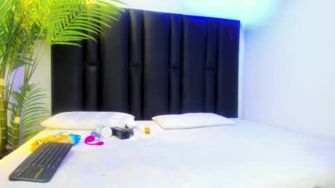 angi_lozano online show from 09-24-25, 11:19