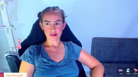 Snapshot of angie_dreamgirl chatting on 02-27-26, 12:10 IG angie dreamgirl01 online show from 02-27-26, 12:10