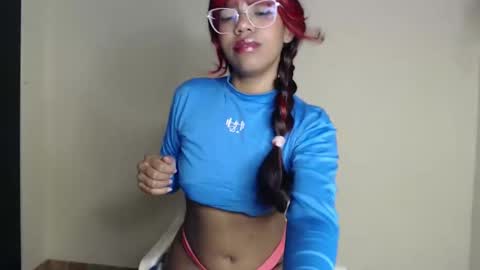 angie_fox1 online show from 11-13-25, 08:30