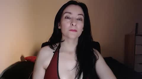 VALENTINA online show from 10-20-25, 11:05