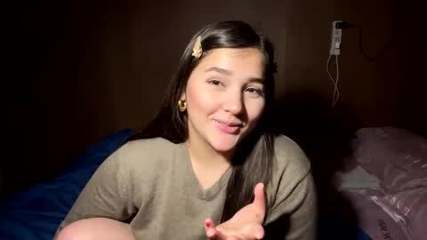 Angie tu bebe online show from 10-27-25, 02:04