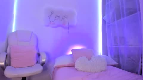 Snapshot of angiiebylpz chatting on 01-14-25, 11:48 violeth lopez online show from 01-14-25, 11:48