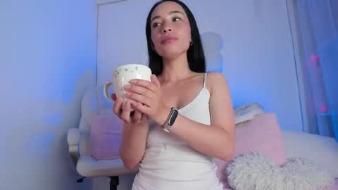 Snapshot of angiiebylpz chatting on 03-09-25, 04:16 violeth lopez online show from 03-09-25, 04:16