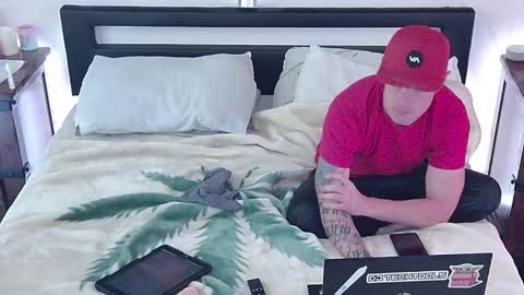 Anglz017 online show from 12-08-24, 08:47