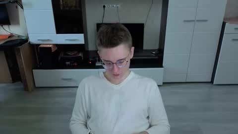 vodka online show from 11-21-25, 06:01