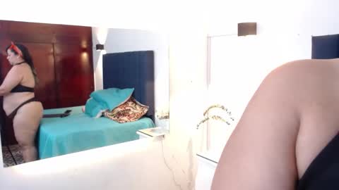 Snapshot of angyrios chatting on 12-05-25, 07:43 angyrios online show from 12-05-25, 07:43