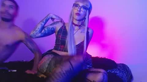 Snapshot of anhell_111 chatting on 11-18-25, 05:34 ANHELL online show from 11-18-25, 05:34