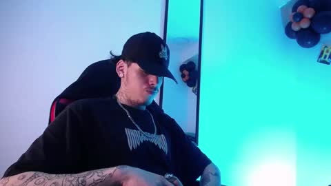 anhonymus online show from 10-15-25, 04:12