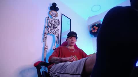 anhonymus online show from 10-29-25, 03:53