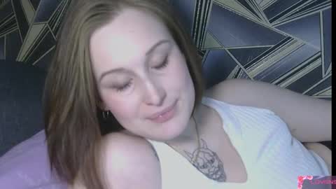 Snapshot of ani_eww chatting on 02-02-26, 08:18 Anne online show from 02-02-26, 08:18