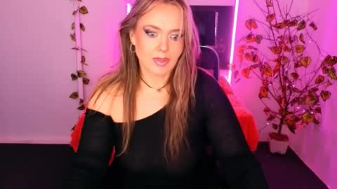 Snapshot of anielafox chatting on 11-15-25, 07:16 Aniela online show from 11-15-25, 07:16