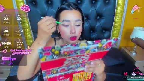 Snapshot of anievans_ chatting on 11-07-25, 11:10 Ani Time schedule 0600 - 1400 GMT -5 online show from 11-07-25, 11:10