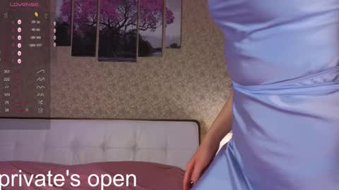 Snapshot of anika_heir chatting on 11-08-25, 02:17 Alice online show from 11-08-25, 02:17