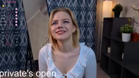 Snapshot of anika_heir chatting on 11-09-25, 02:26 Alice online show from 11-09-25, 02:26