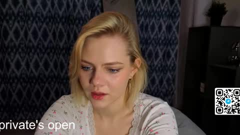 Snapshot of anika_heir chatting on 11-12-25, 02:06 Alice online show from 11-12-25, 02:06