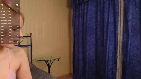 Snapshot of anika_heir chatting on 11-25-25, 03:56 Alice online show from 11-25-25, 03:56