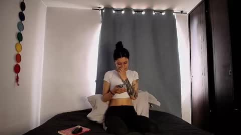 Snapshot of anika_lowen chatting on 10-14-25, 04:52 Anika And Lowen Your Thumbs Up Are Super Important For Us online show from 10-14-25, 04:52