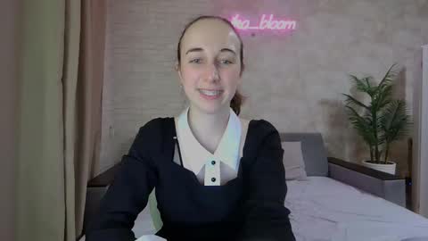 Snapshot of anikabloom chatting on 01-24-25, 03:32 anikabloom online show from 01-24-25, 03:32