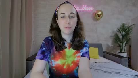 Snapshot of anikabloom chatting on 02-17-25, 02:53 anikabloom online show from 02-17-25, 02:53