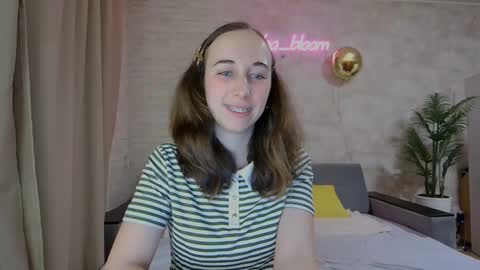 Snapshot of anikabloom chatting on 02-18-25, 08:58 anikabloom online show from 02-18-25, 08:58