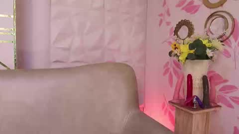 Lauren Anika online show from 01-30-25, 11:44