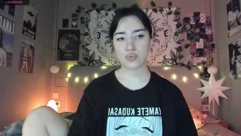 Anisa Moan from LovenseWet from Tip MenuOpen for Private online show from 02-08-25, 01:32