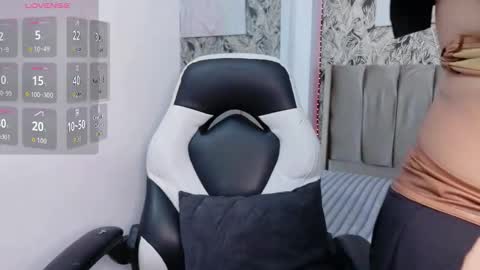 anisha_katee online show from 12-22-25, 07:44